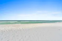 Beachfront Oasis with Gulf View and Resort Amenities - Inviting Escape