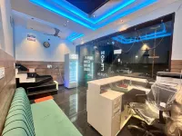 Hotel Four 99