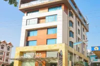 Season 4, Sangli فنادق في Sangli