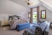 Navarre Residence