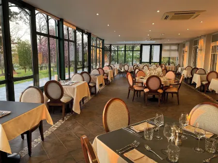 Logis - Hotel Restaurant la Sapinière