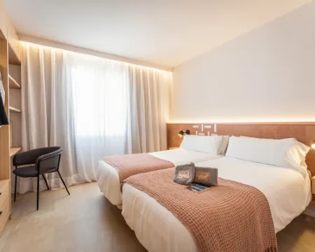 Artiem Urban Apartamentos マオーのホテル