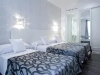La Boutique Puerta Osario Hotels in North Vial