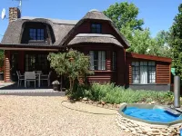 Mountain View Swellendam Hotels near Drostdy Museum