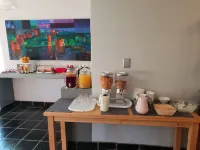 Port Del Mar Guesthouse - breakfast