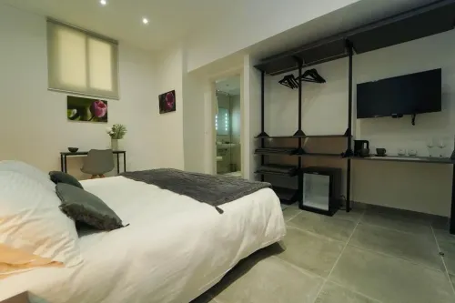 Guest House Capital Inn