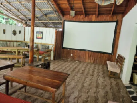 Don Jon's Surf and Yoga Lodge