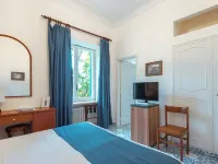 Hotel Villa Sarah Hotels in Capri