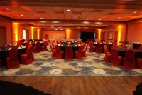 Eastland Suites Hotel & Conference Ctr, Trademark by Wyndham - breakfast