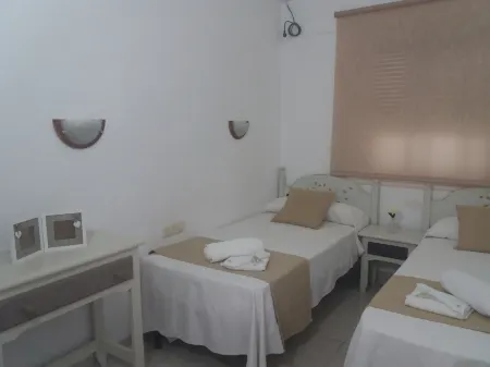 Hospederia Islasol Отели в г. Сан-Фернандо