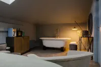 Bello!Lake Como Suites