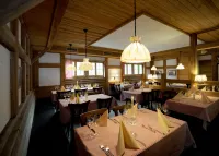 Hotel-Restaurant Zum Gade Hotels in Lenk