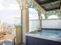 Leonardo Boutique Hotel Larnaca - Hot Tub