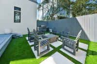 Winston at Rosemary 4 Bedroom Home by RedAwning