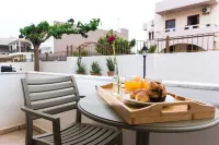 Newcastle Studios Hotels in Agios Konstantinos