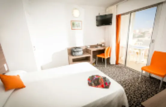 Le Galion Hotel et Restaurant Canet Plage - Logis Hotels in Canet-en-Roussillon