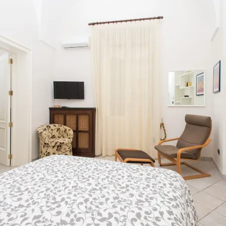 Il Garbino Suite and Apartment