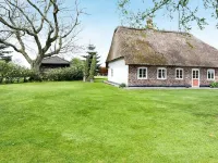 Vintage Holiday Home in Bredebro Near Sea