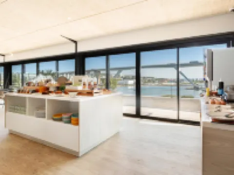 Golden Tulip Martigues - Provence Hotels in Martigues