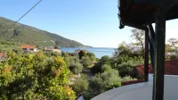 Blue Bay Beach Hotel - Bergblick