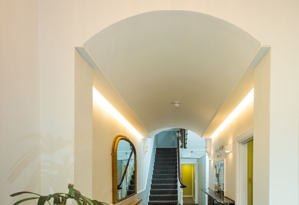 카링 호텔 인테리어 2