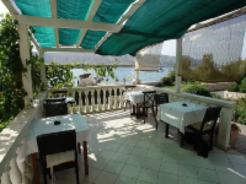 潘辛吉亞旅館 帕格酒店