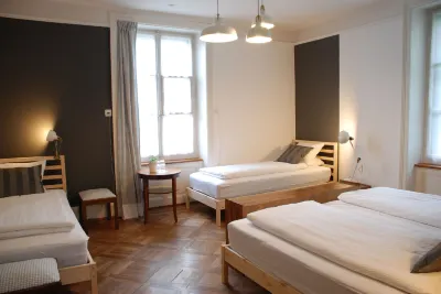 The Bed + Breakfast Các khách sạn ở Kriens