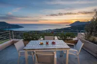 Stella in the Village Suites - Ocean View