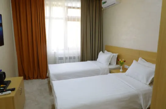 City Inn Hotel Tashkent Отели рядом с достопримечательностью «УзЭкспоЦентр»