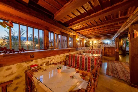 Hanedan Konak Hotel Отели рядом с достопримечательностью «Cinci Hamam»