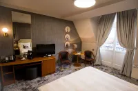 Mercure Sibiu Airport Hotels in Решинарі
