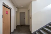 Riverside Comfort Studio by BookingHost โรงแรมในวอร์ซอ