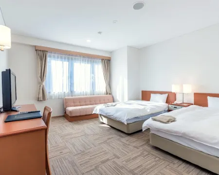 Nara Visitor Center and Inn Hotels in Nara