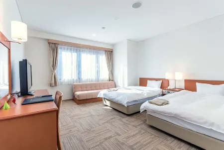 Nara Visitor Center and Inn Отели рядом с достопримечательностью «Sugiyama Tumulus»