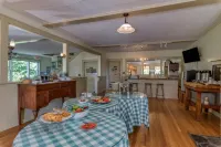 Echo Mountain Inn Hotels in Laurel Park