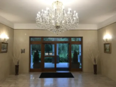 斯魯奈斯拉茲內酒店 酒店