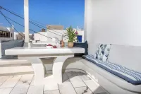 Katerina Roza Studios - Heartfelt Hospitality in the City Hotels in Naxos