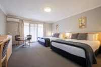 Maclin Lodge Motel Hotels in Campbelltown