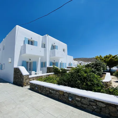 Eleftheria Hotel & Apartments