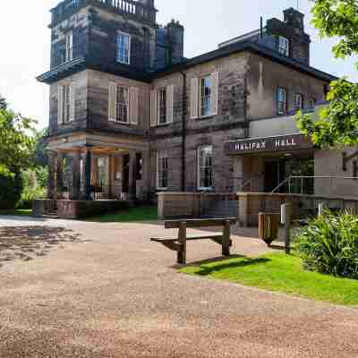 Halifax Hall Hotel Exterior