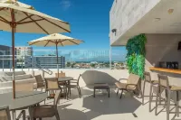 ヴェラノ・パジュサラ・バイ・トロピカリス