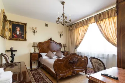 At the Fountain Apartment by BookingHost Hotel a 