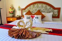 Nattirat Grand Hotel Hotels in Lom Sak District