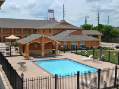Executive Inn Brookshire Hotels in Waller County