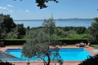 Agriturismo la Riserva di Montebello - Villas