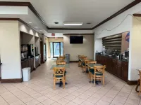 Baymont by Wyndham Harriman - breakfast