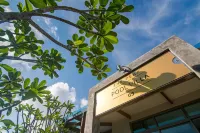 The Peak Hotel di 