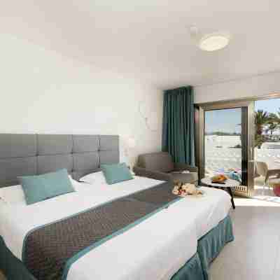 Hotel Las Costas Rooms