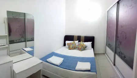 Khalish Homestay Отели в г. Chemor