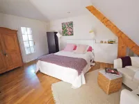 La Bruyère-Maison d'hôtes-Piscine - 3 ดาว